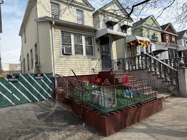 10317 104th Street , Ozone Park, NY 11417