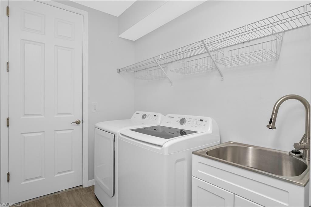 14559 Edgewater Cir, Naples, FL 34114 Photo