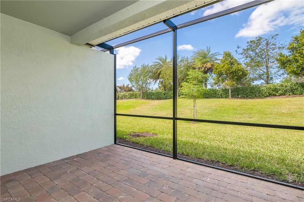 14559 Edgewater Cir, Naples, FL 34114 Photo