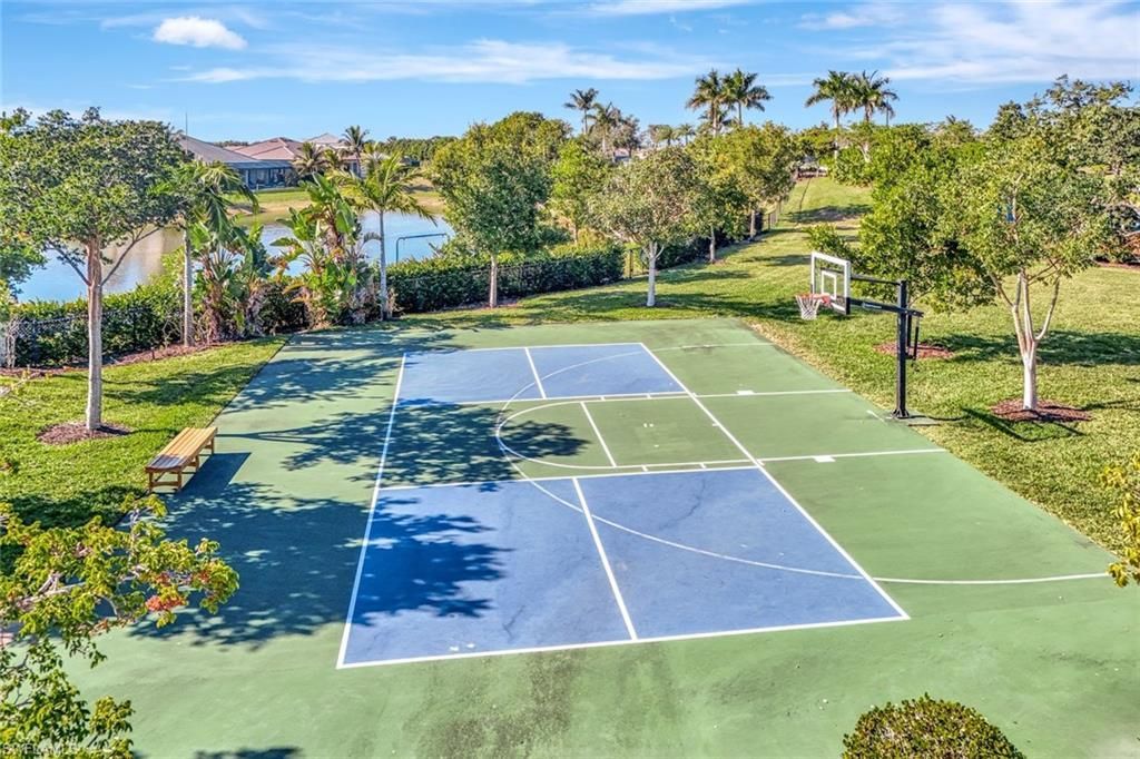 14559 Edgewater Cir, Naples, FL 34114 Photo
