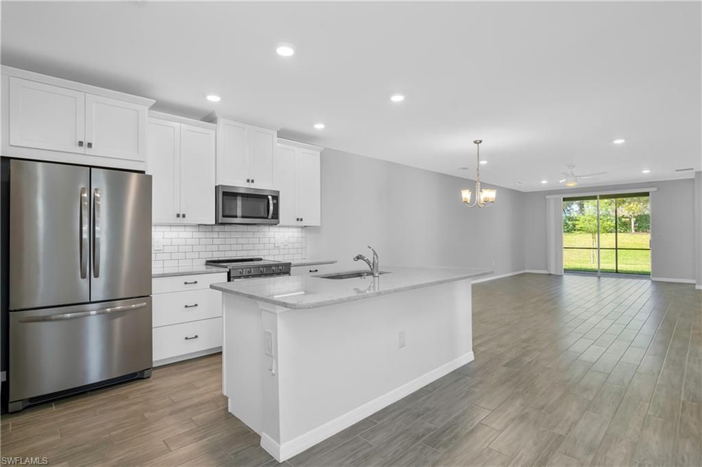 14559 Edgewater Cir, Naples, FL 34114 Photo