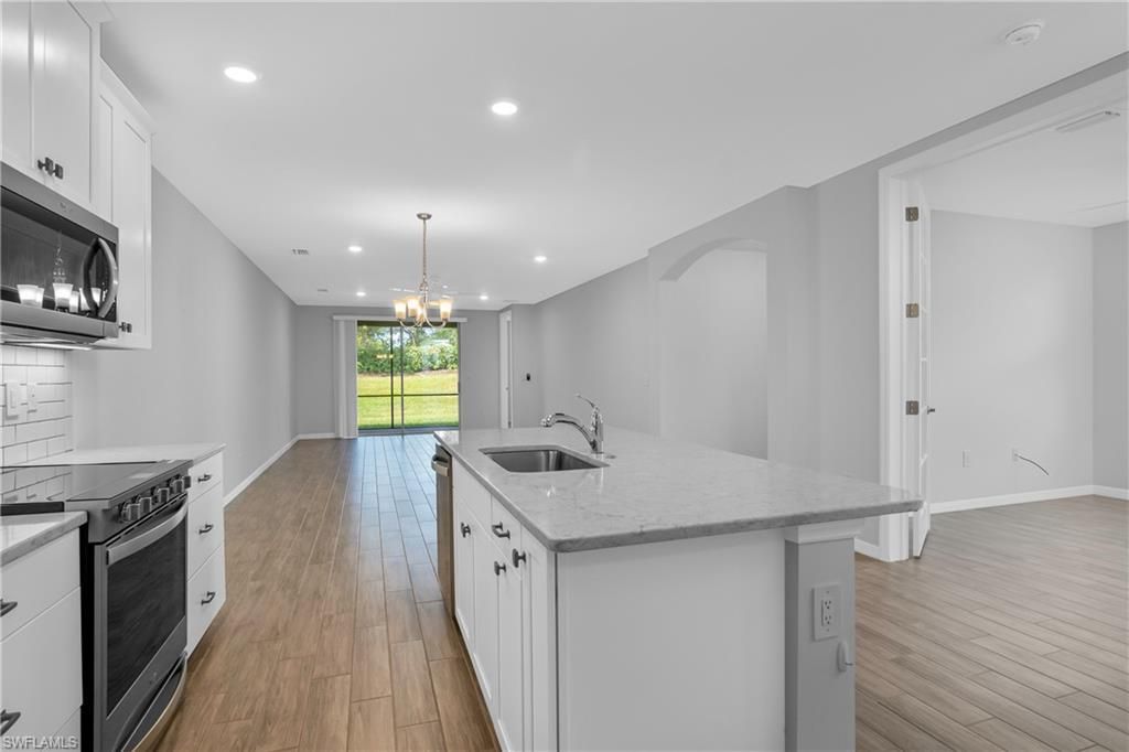 14559 Edgewater Cir, Naples, FL 34114 Photo