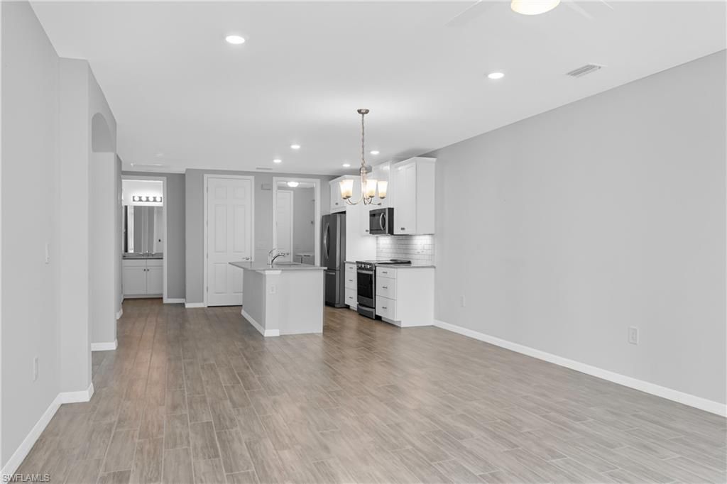 14559 Edgewater Cir, Naples, FL 34114 Photo