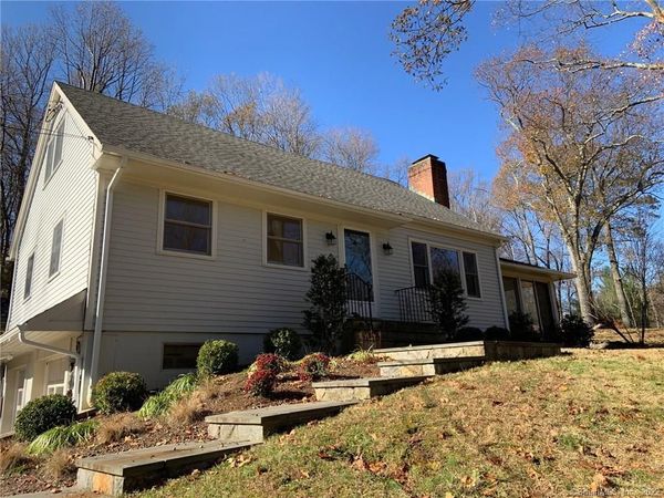 569 Belden Hill , Norwalk, CT 06850