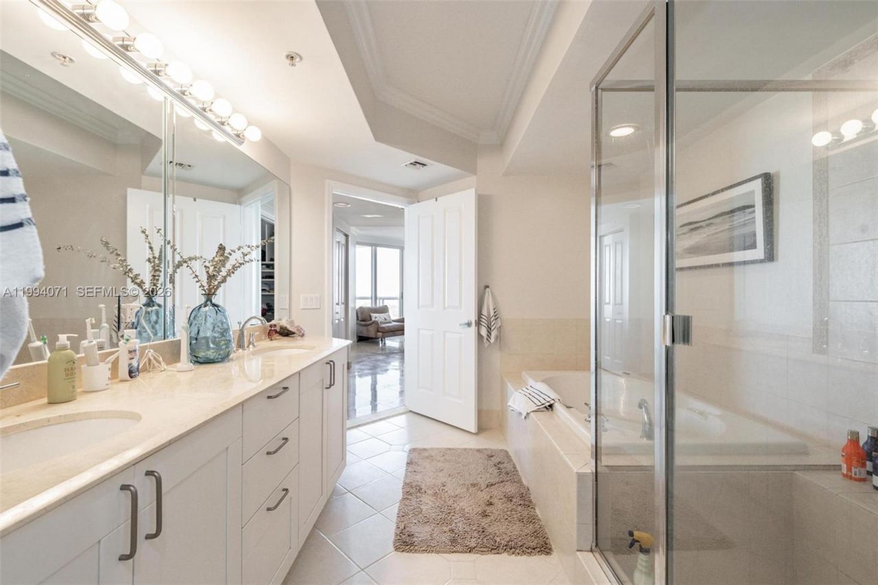 401 SW 4th Ave, Unit 1508, Fort Lauderdale, FL 33315 Photo