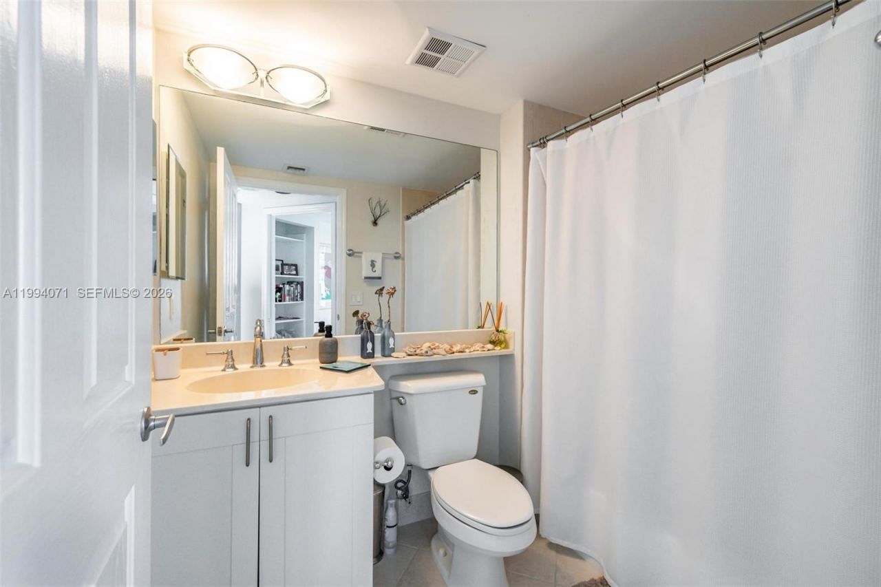 401 SW 4th Ave, Unit 1508, Fort Lauderdale, FL 33315 Photo