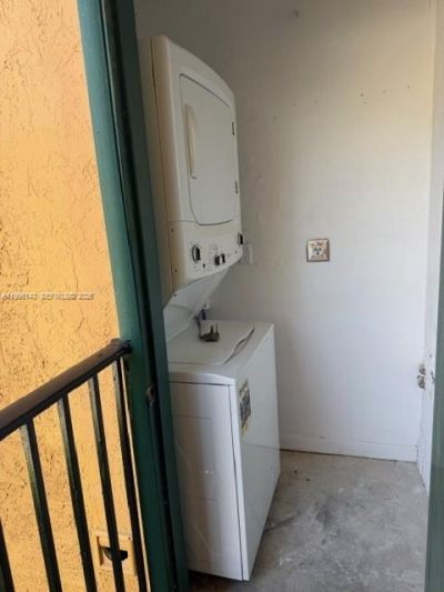 10725 Cleary Blvd, Unit 205, Plantation, FL 33324 Photo