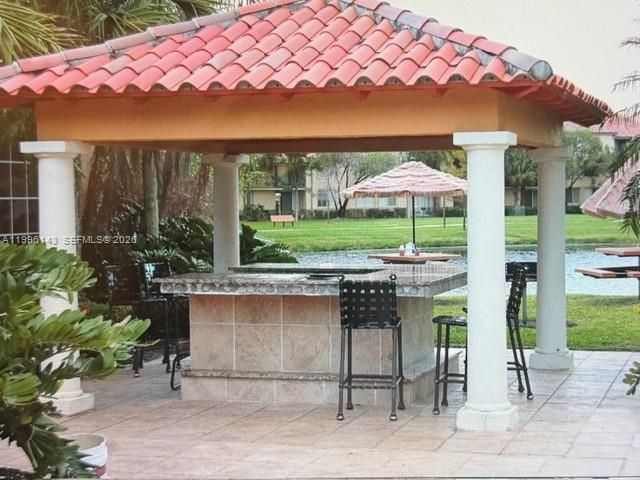 10725 Cleary Blvd, Unit 205, Plantation, FL 33324 Photo