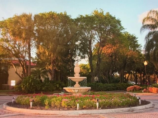 10725 Cleary Blvd, Unit 205, Plantation, FL 33324 Photo