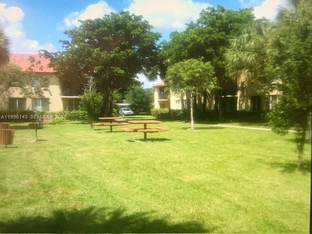10725 Cleary Blvd, Unit 205, Plantation, FL 33324 Photo