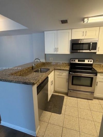 10725 Cleary Blvd, Unit 205, Plantation, FL 33324 Photo