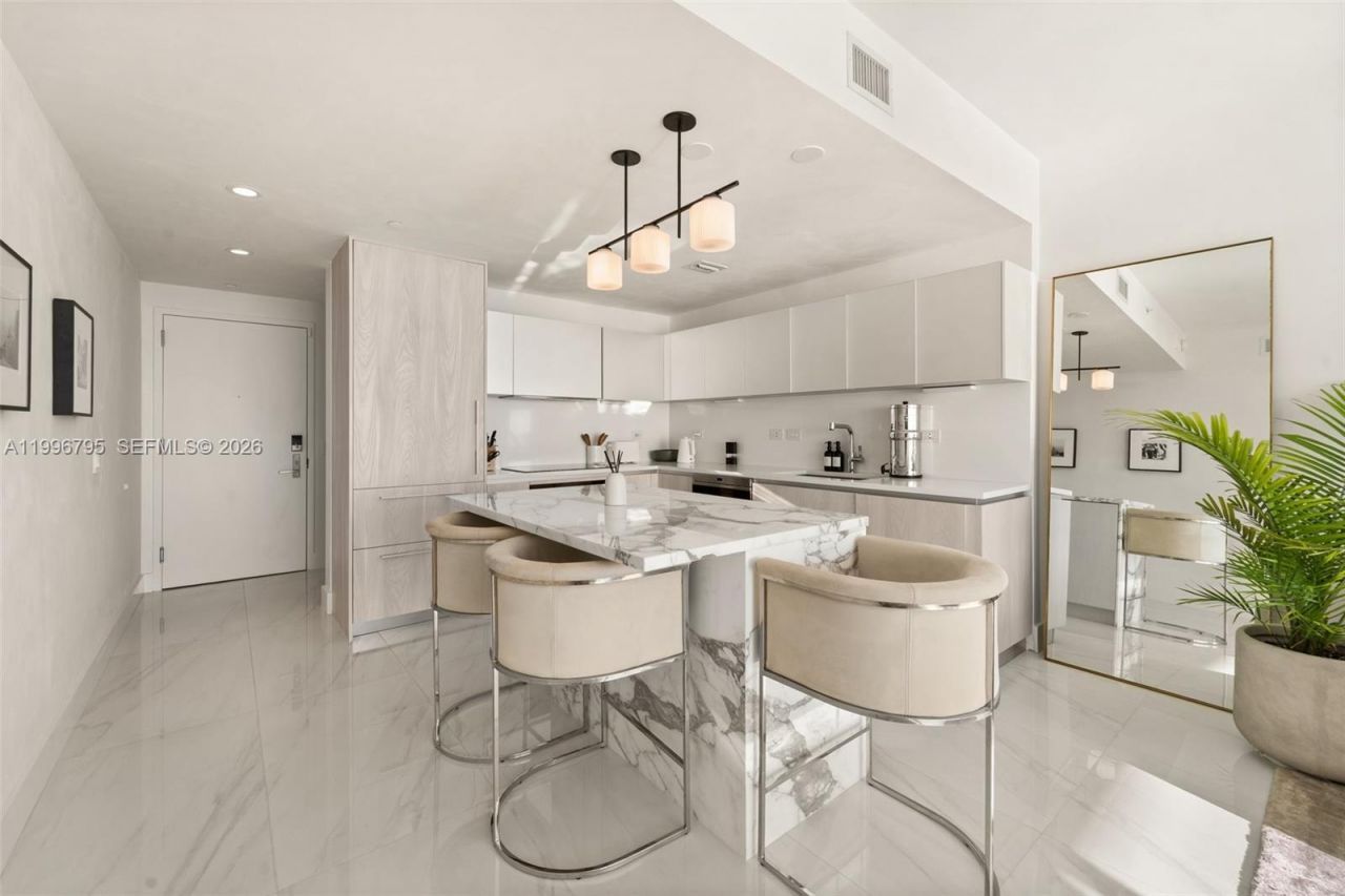 3131 NE 7th Ave, Unit 3105, Miami, FL 33137 Photo