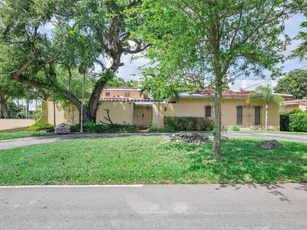1545 Cantoria Ave, Coral Gables, FL 33146