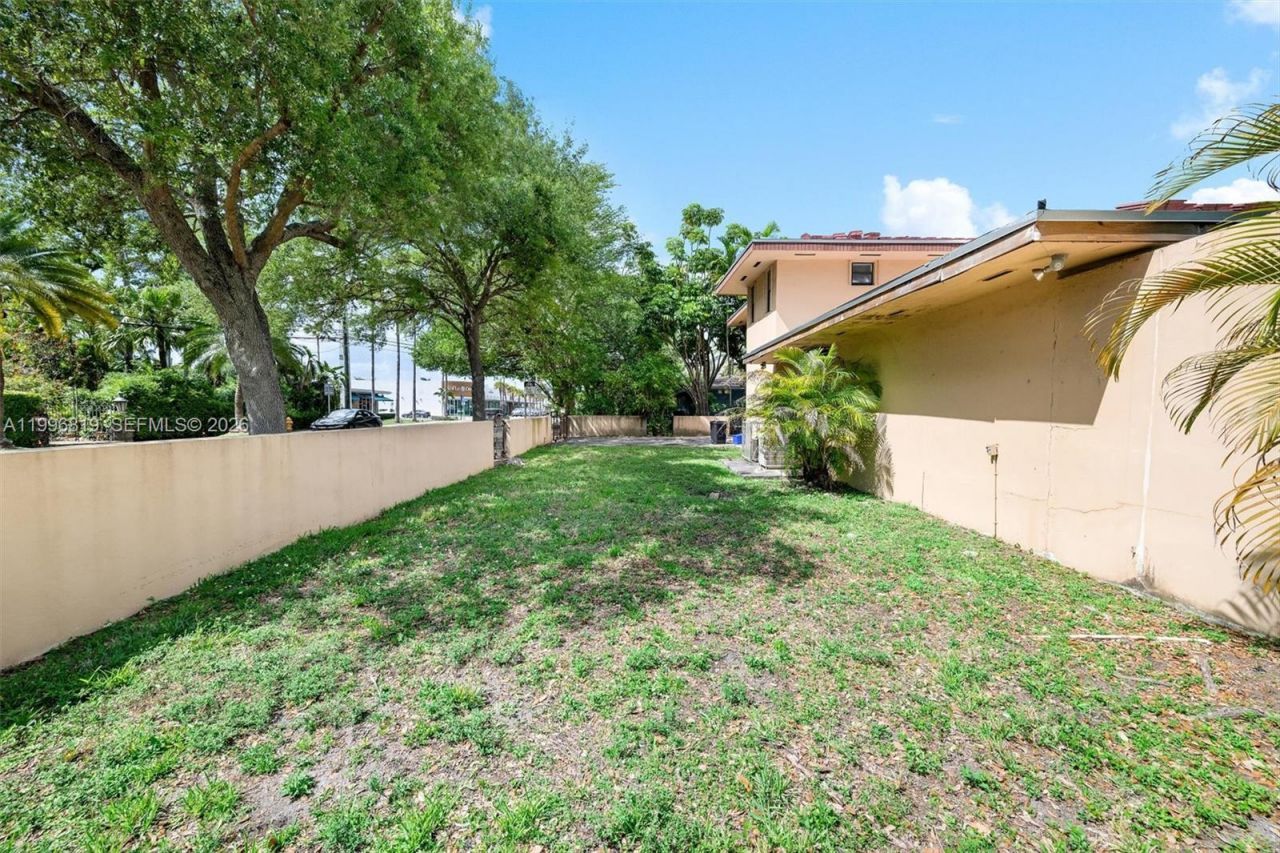 1545 Cantoria Ave, Coral Gables, FL 33146 Photo