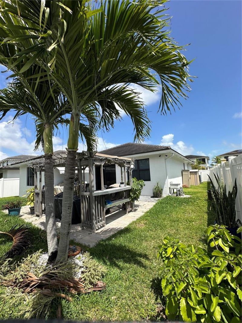 23552 SW 107th Pl, Homestead, FL 33032 Photo