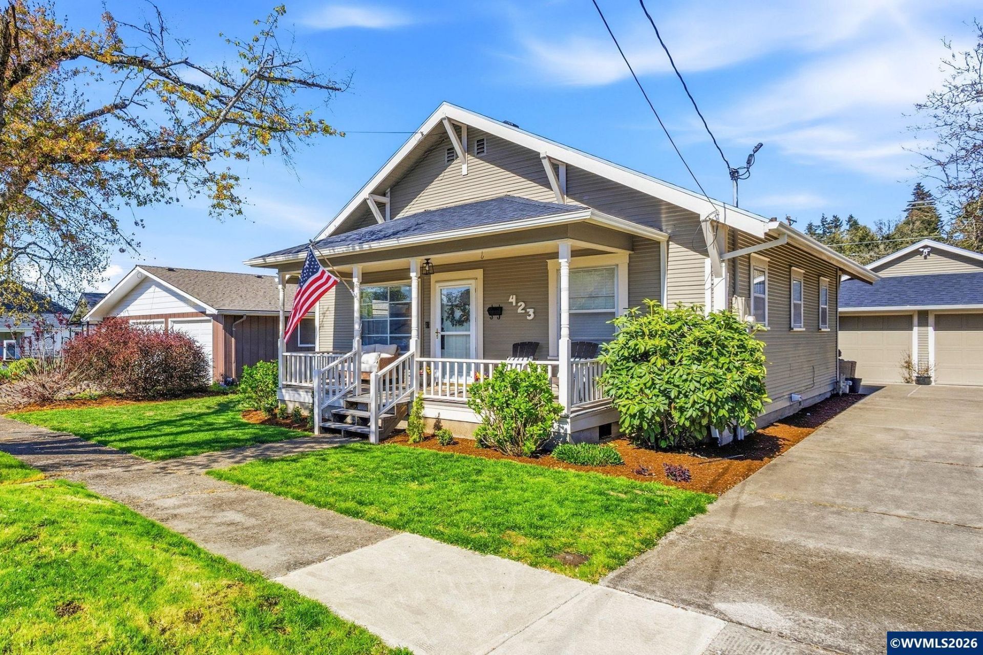 423 S 1st St, Silverton, OR 97381 Main Photo