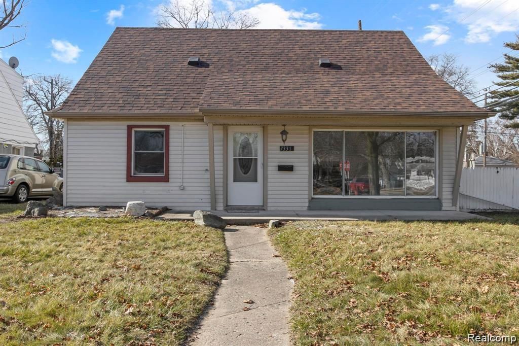 7331 Drexel Street, Dearborn Heights, MI 48127 Main Photo