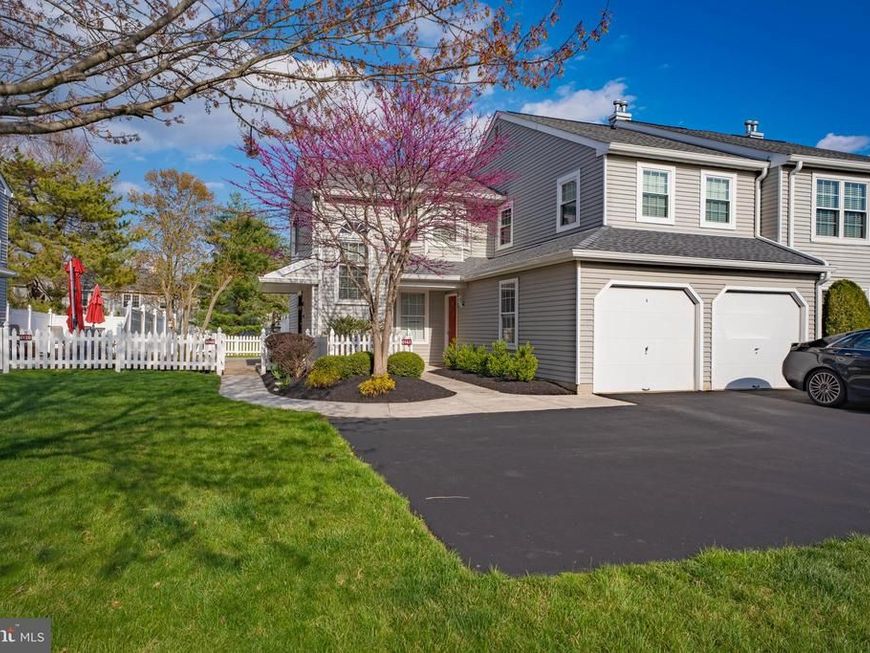 614 A Rose Hollow Drive, Yardley, PA 19067 Main Photo