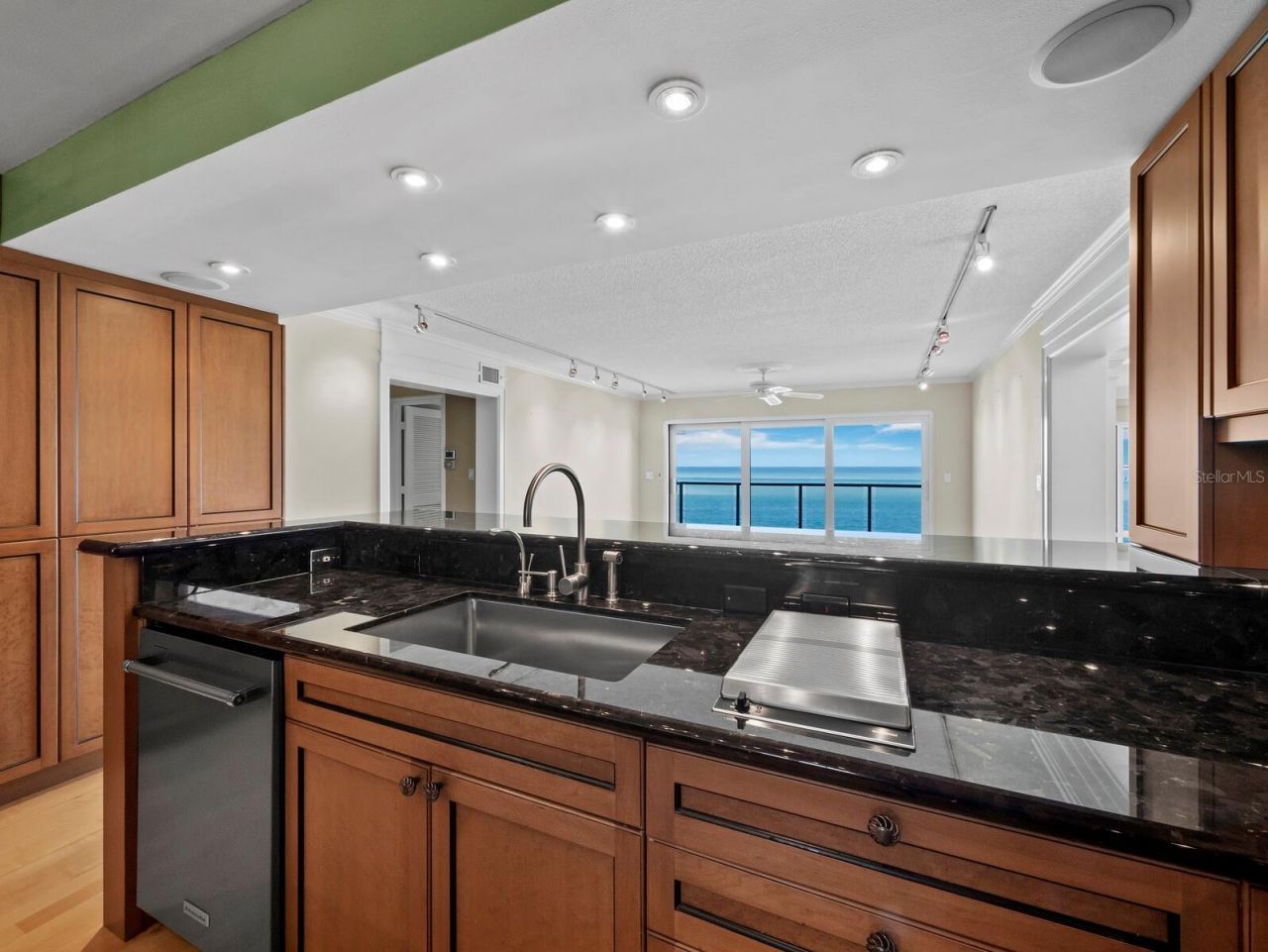 4712 Ocean Boulevard, Unit W10, Sarasota, FL 34242 Photo