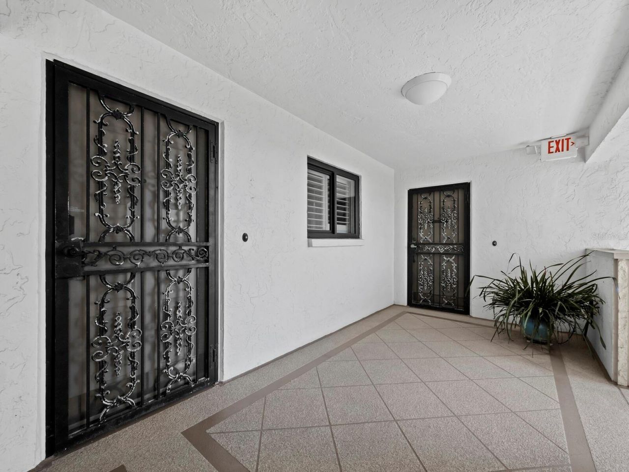 4712 Ocean Boulevard, Unit W10, Sarasota, FL 34242 Photo