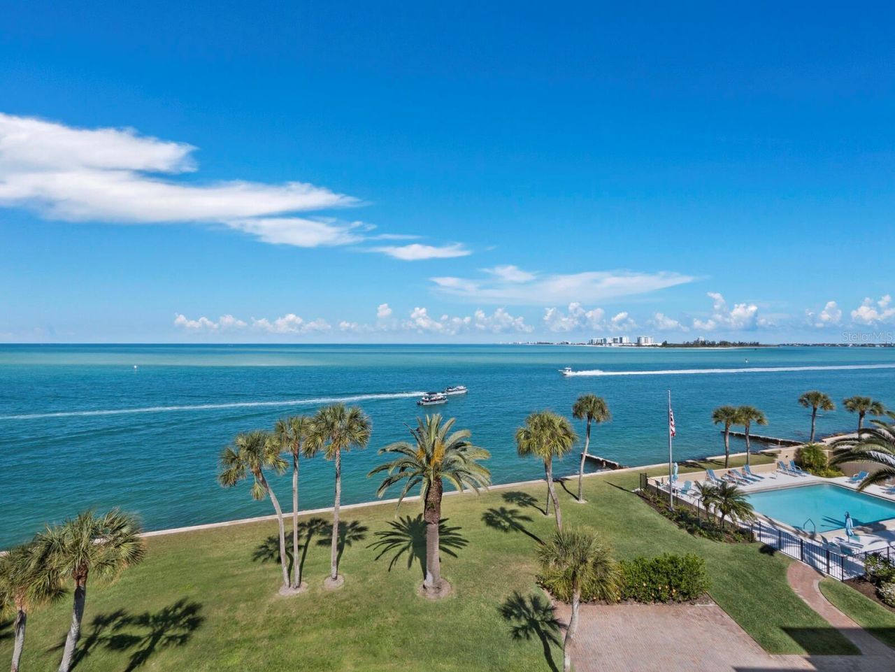 4712 Ocean Boulevard, Unit W10, Sarasota, FL 34242 Photo