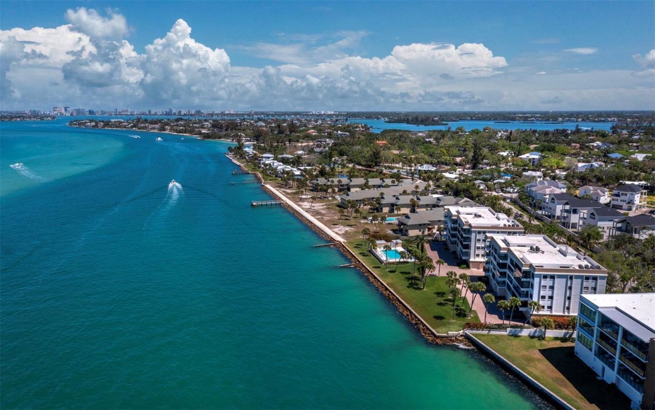 4712 Ocean Boulevard, Unit W10, Sarasota, FL 34242 Photo