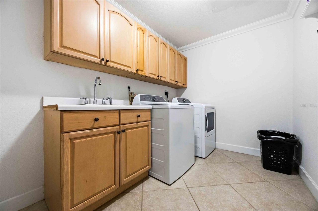 3953 Prairie Dunes Drive, Sarasota, FL 34238 Photo