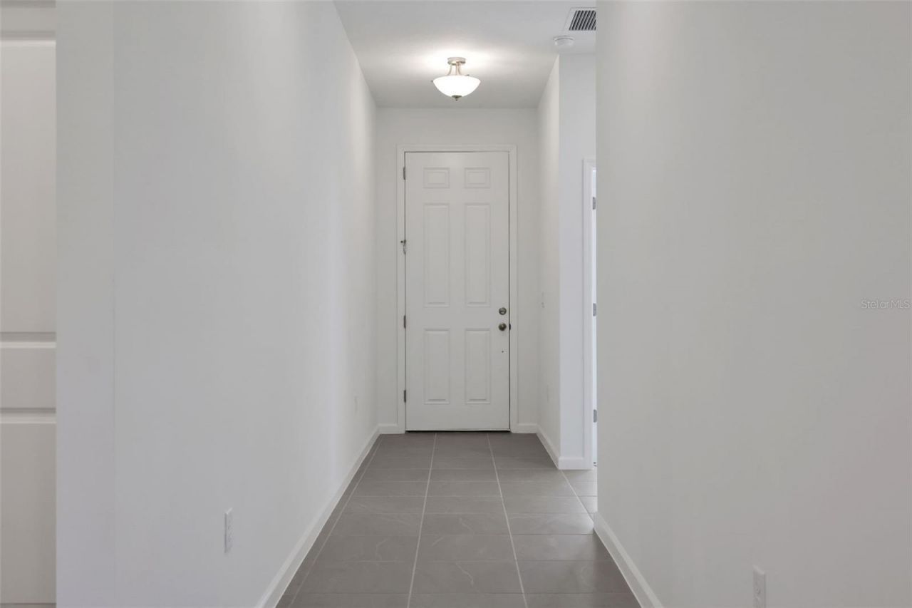 2920 Supermarine Road, Tavares, FL 32778 Photo