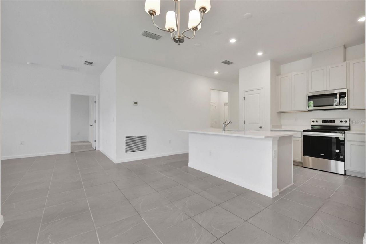 2920 Supermarine Road, Tavares, FL 32778 Photo