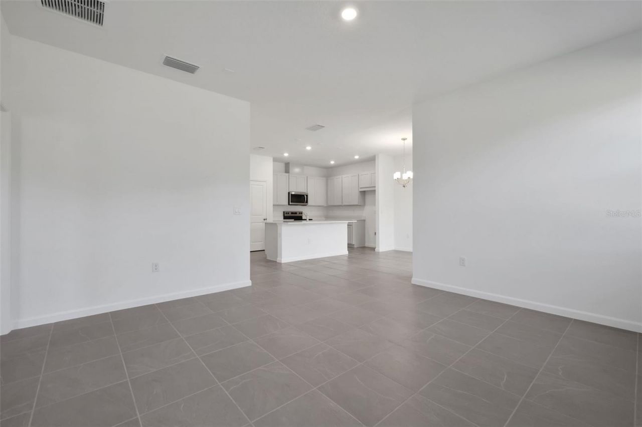 2920 Supermarine Road, Tavares, FL 32778 Photo