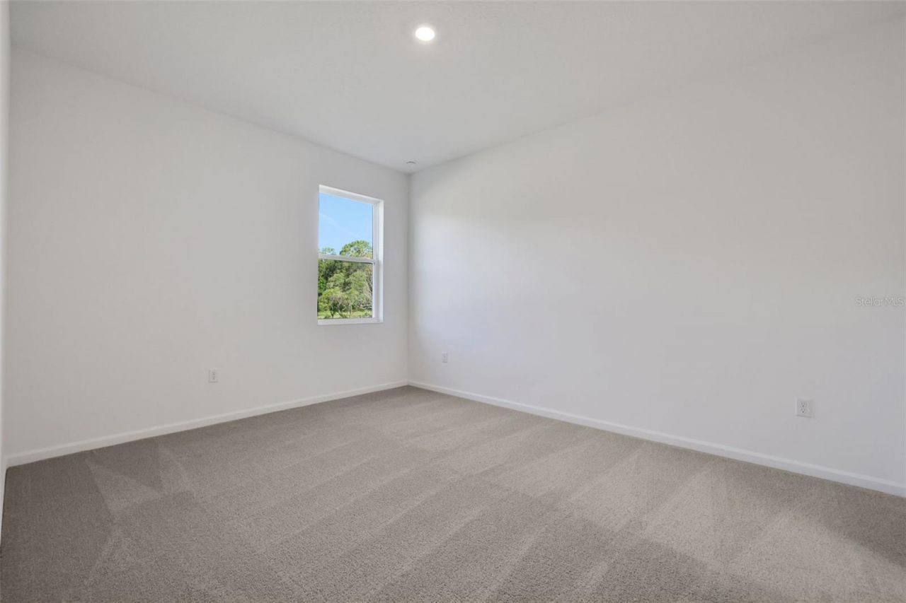 2920 Supermarine Road, Tavares, FL 32778 Photo