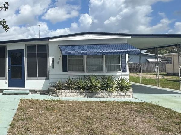 37925 DATE PALM DRIVE , ZEPHYRHILLS, FL 33542