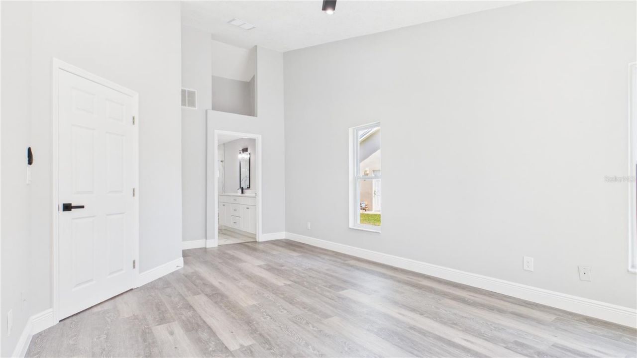 8609 Boysenberry Drive, Tampa, FL 33635 Photo