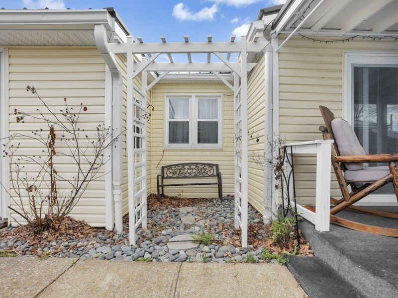 24 Maple Avenue , Thornville, OH 43076 Photo 5