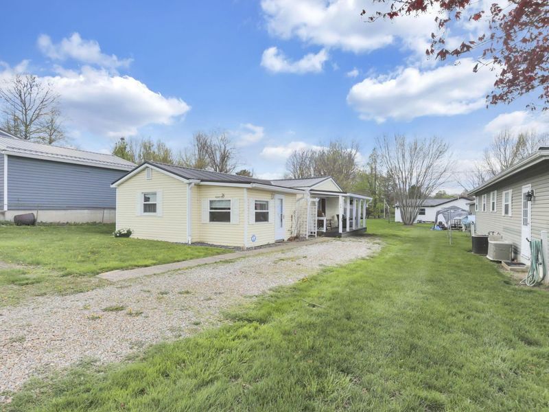 24 Maple Avenue , Thornville, OH 43076 Photo 6