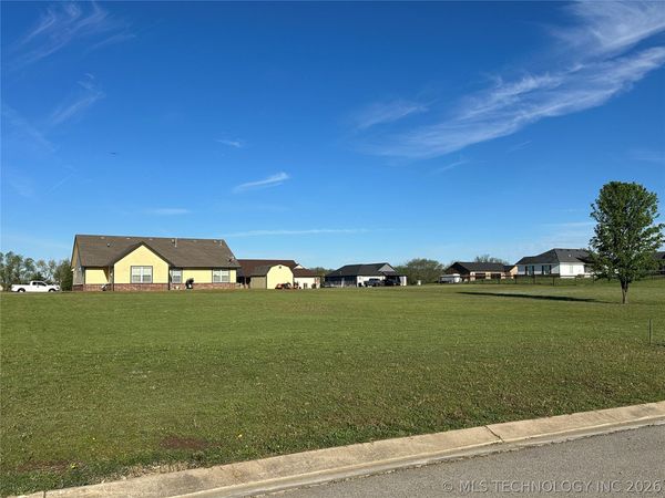 5832 Bluestem Way, Chelsea, OK 74016