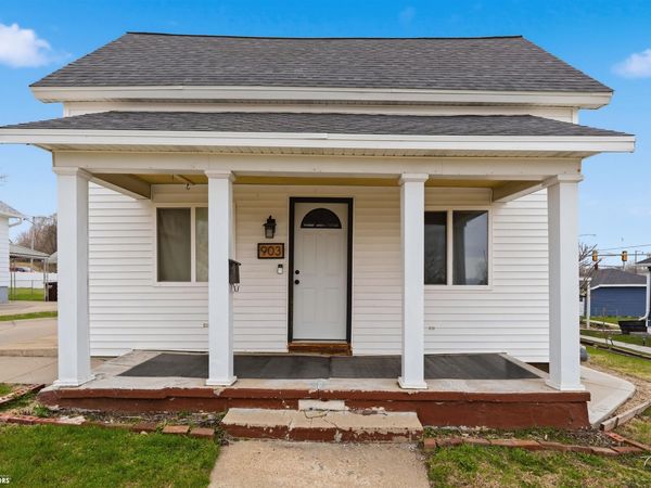 903 S 2nd Avenue, Marshalltown, IA 50158