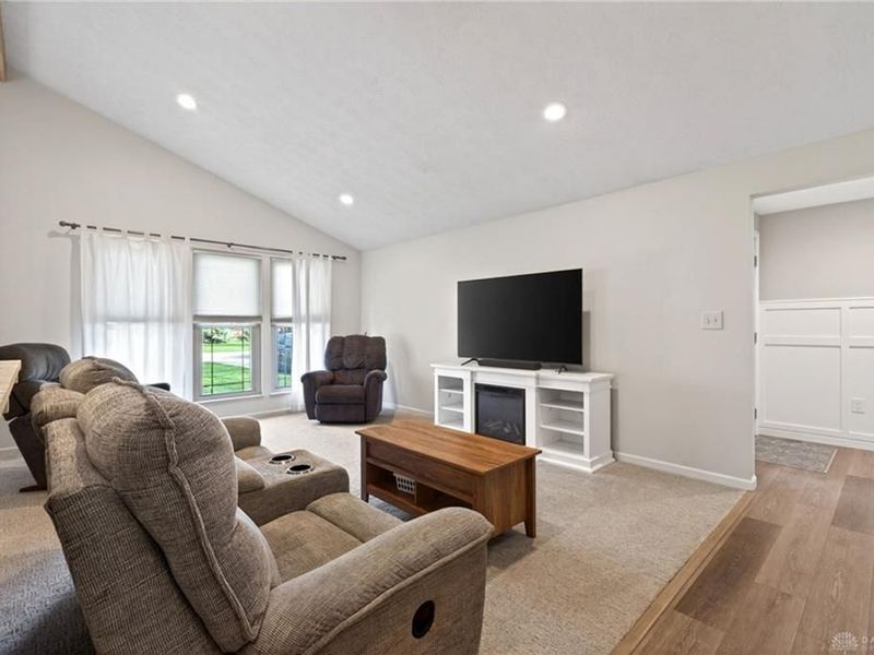 8785 Cobblecreek Drive, Washington Township, OH 45458 Photo 10