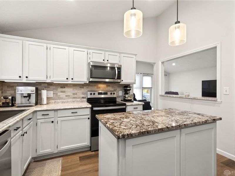 8785 Cobblecreek Drive, Washington Township, OH 45458 Photo 18