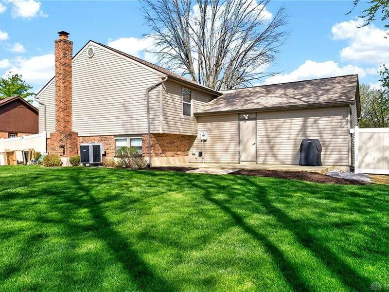 8785 Cobblecreek Drive, Washington Township, OH 45458 Photo 38