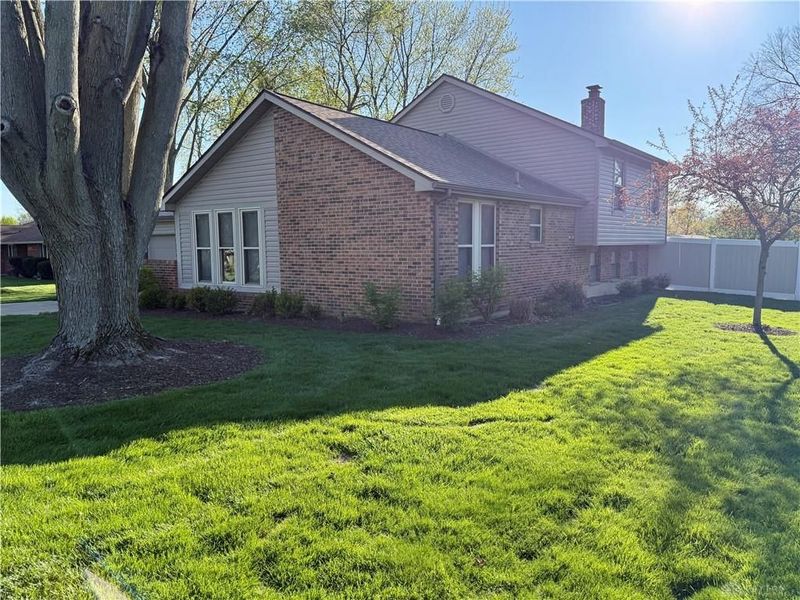 8785 Cobblecreek Drive, Washington Township, OH 45458 Photo 4