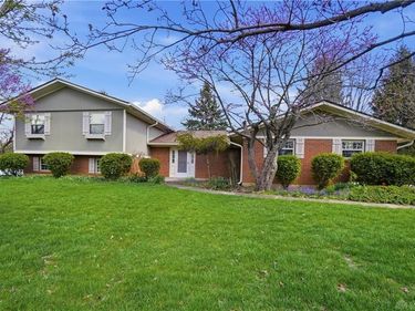 9964 Hummingbird Way, Dayton, OH 45458