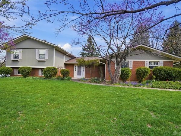 9964 Hummingbird Way, Dayton, OH 45458