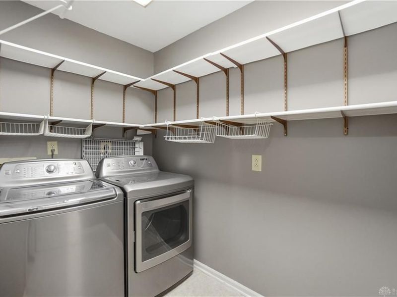 9964 Hummingbird Way, Dayton, OH 45458 Photo 26