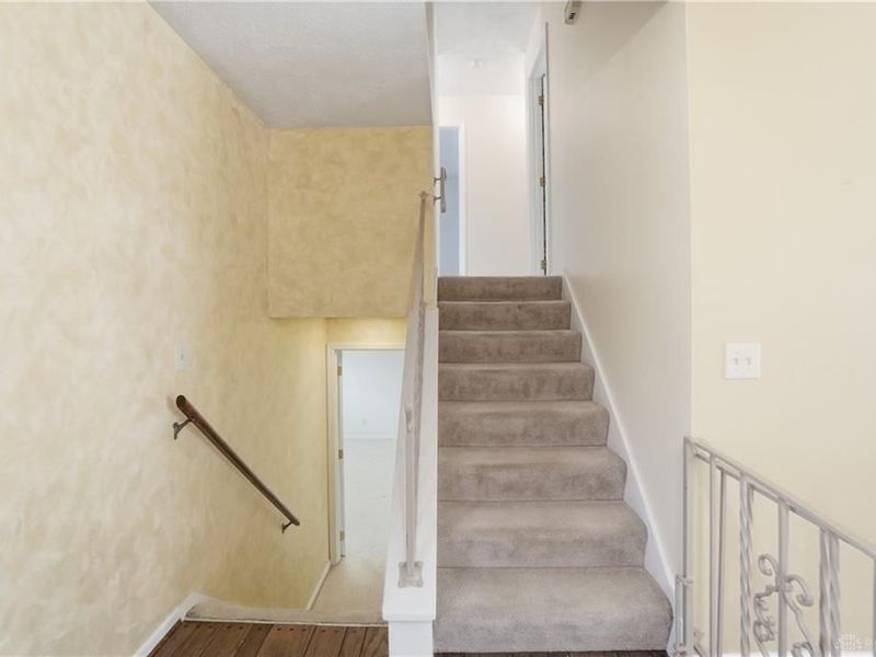 9964 Hummingbird Way, Dayton, OH 45458 Photo 29