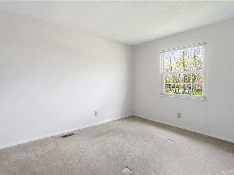 9964 Hummingbird Way, Dayton, OH 45458 Photo 36