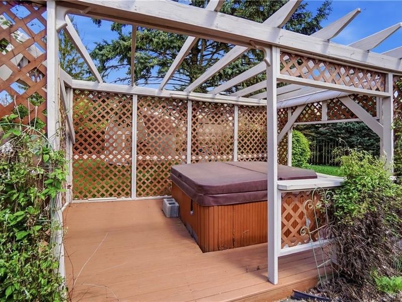 9964 Hummingbird Way, Dayton, OH 45458 Photo 51