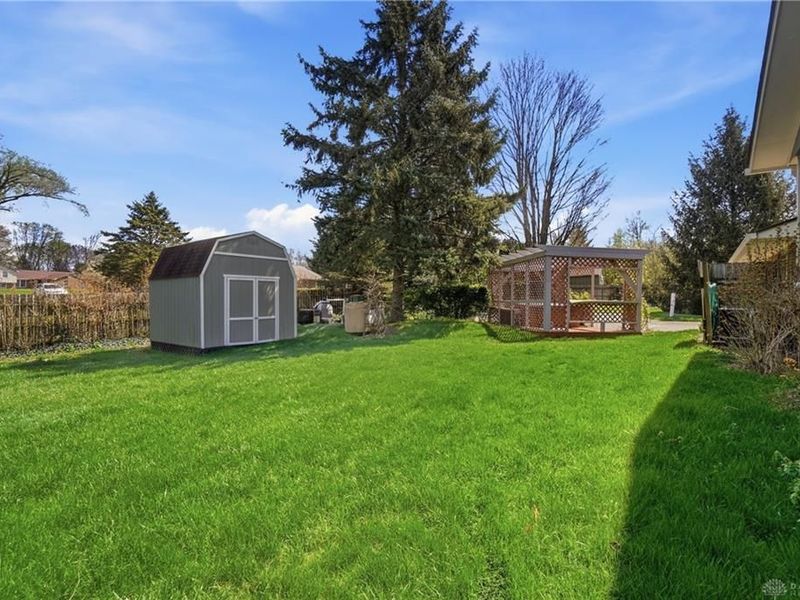 9964 Hummingbird Way, Dayton, OH 45458 Photo 53