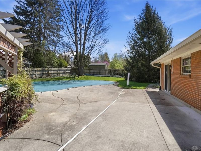 9964 Hummingbird Way, Dayton, OH 45458 Photo 55