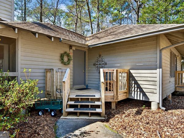 2243 Maple Lane, Pine Mountain, GA 31822